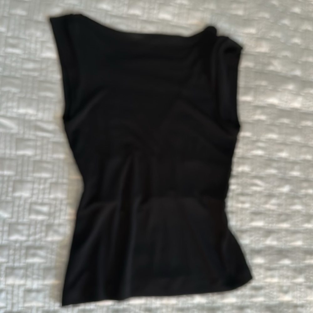 BCBG outfit skirt & top size medium in black - Picture 8 of 8